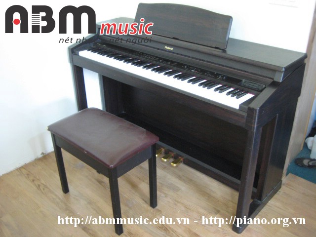 Đàn piano điện Roland HP-505G giá 18.500.000 vnđ